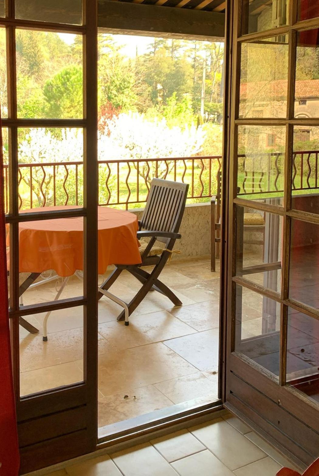 Gite La Loge 142 Route De Carpentras 84210 Venasque Exteriér fotografie